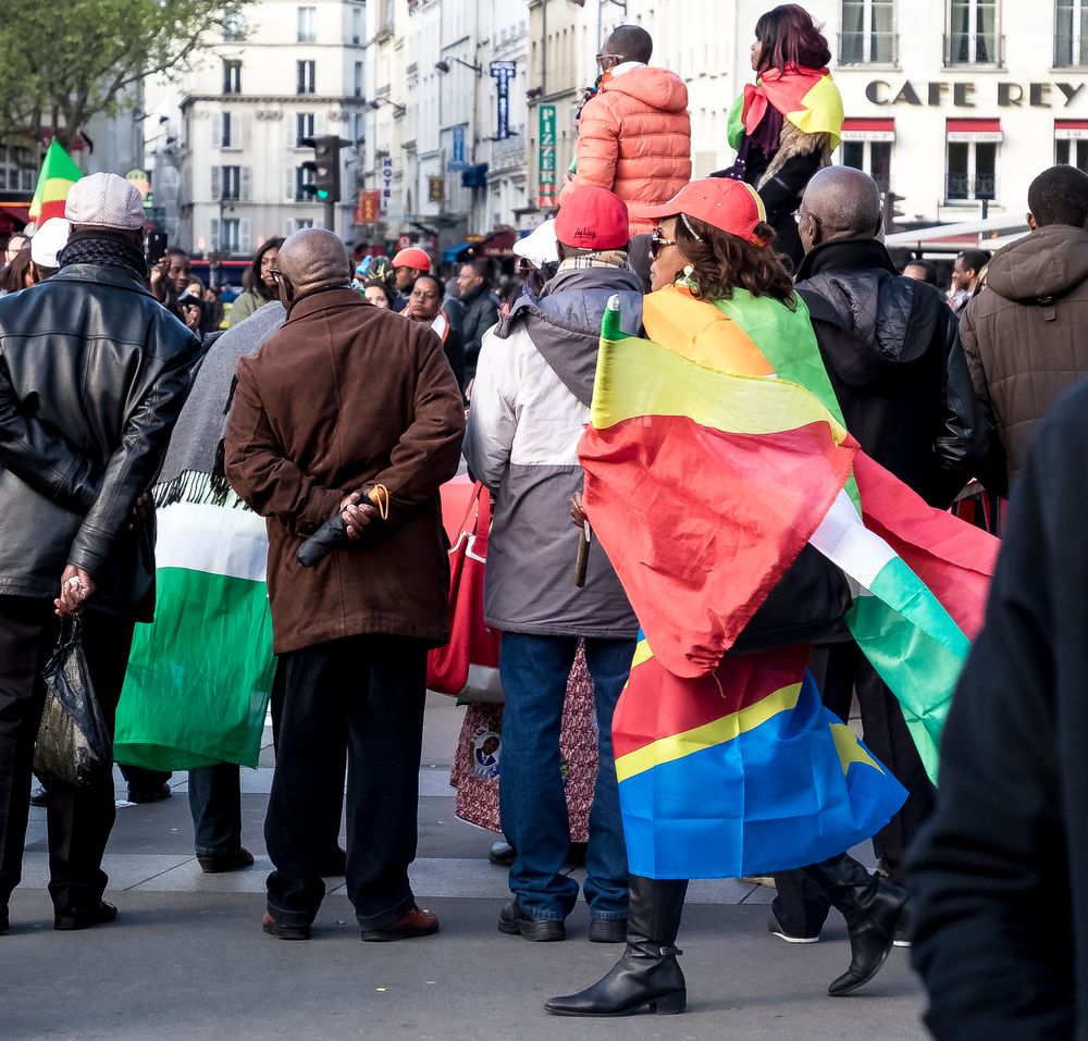 mitin africano en París