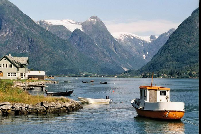 Mittag im Fjord