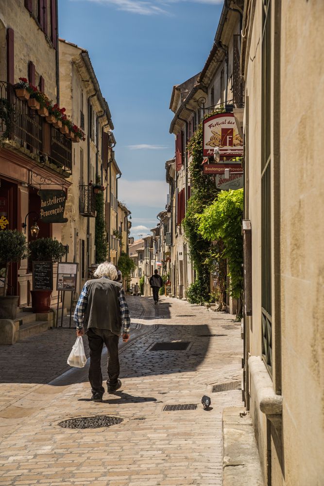 Mittag in der Provence