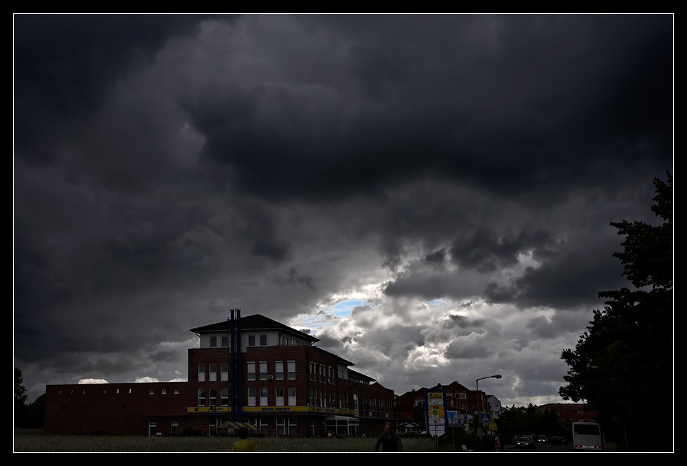 Mittags um 12h: Weltuntergang?