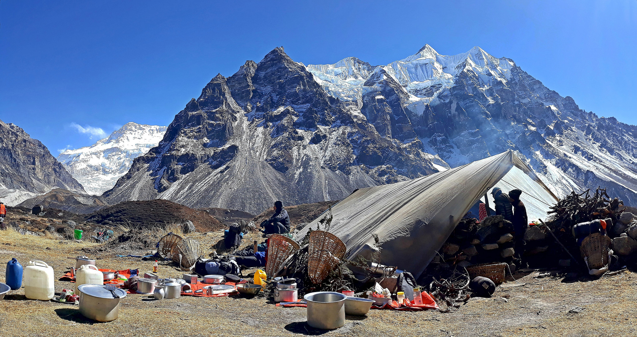 Mittagsrast im Himalaya