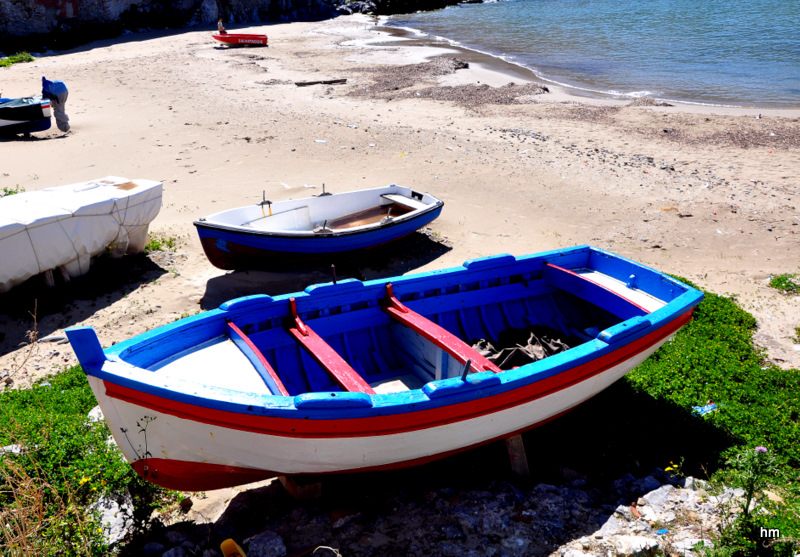 Mittagsruhe im Fischereihafen von Cefalu