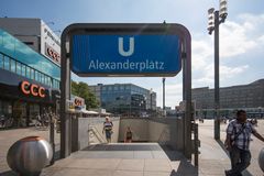 Mitte - Alexanderplatz - Entrance U-Bahn (Metro) - 13