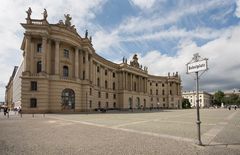 Mitte - Bebelplatz - Humboldt-Universität,  Faculty of Law - 01