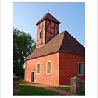 mittelalterliche Dorfkirche in Kemnitz am Plessower See