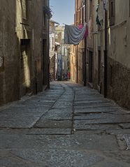 Mittelalterliche Stadt Viterbo mit Durchblick