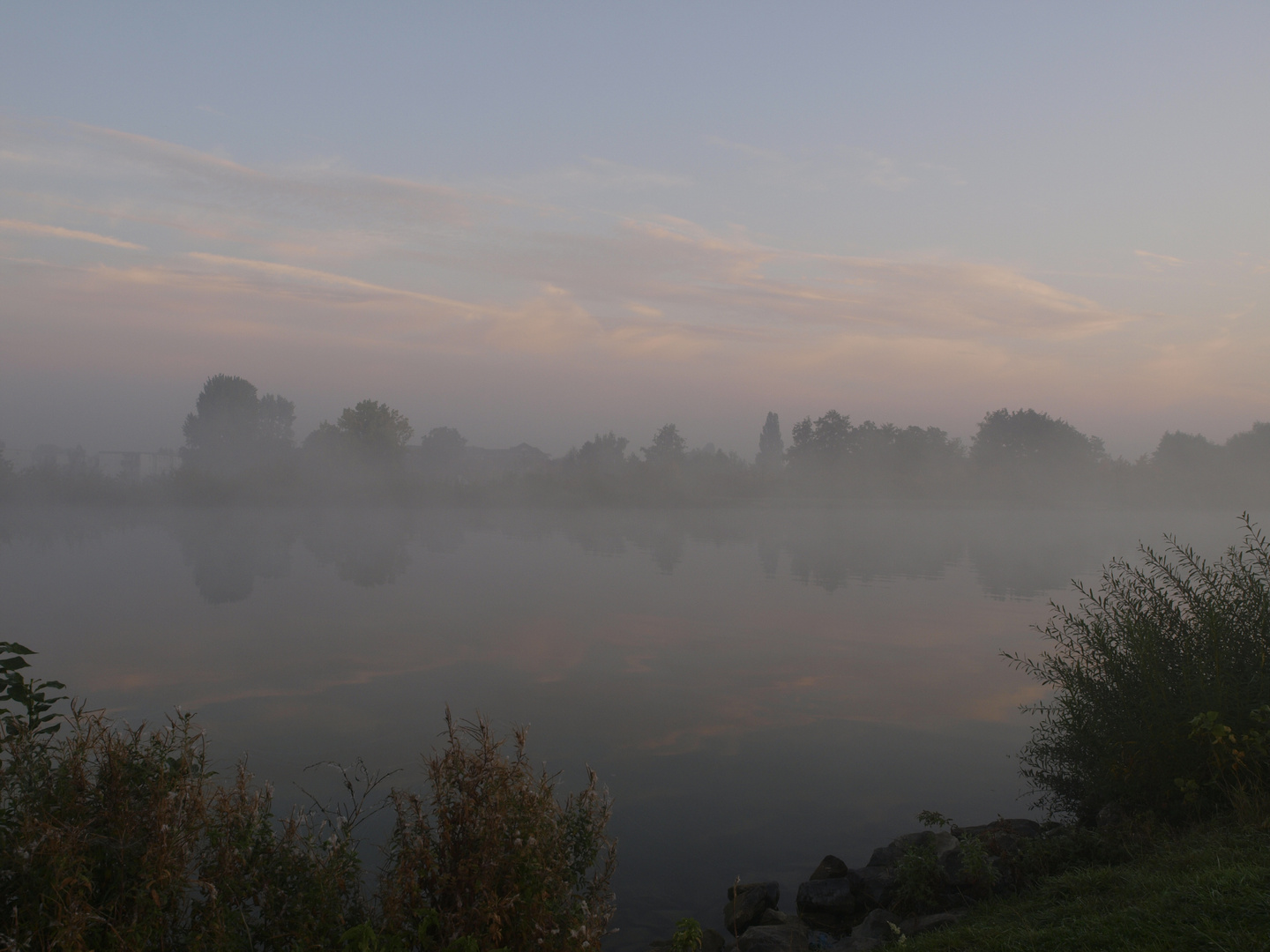 Mittellandkanal am Morgen