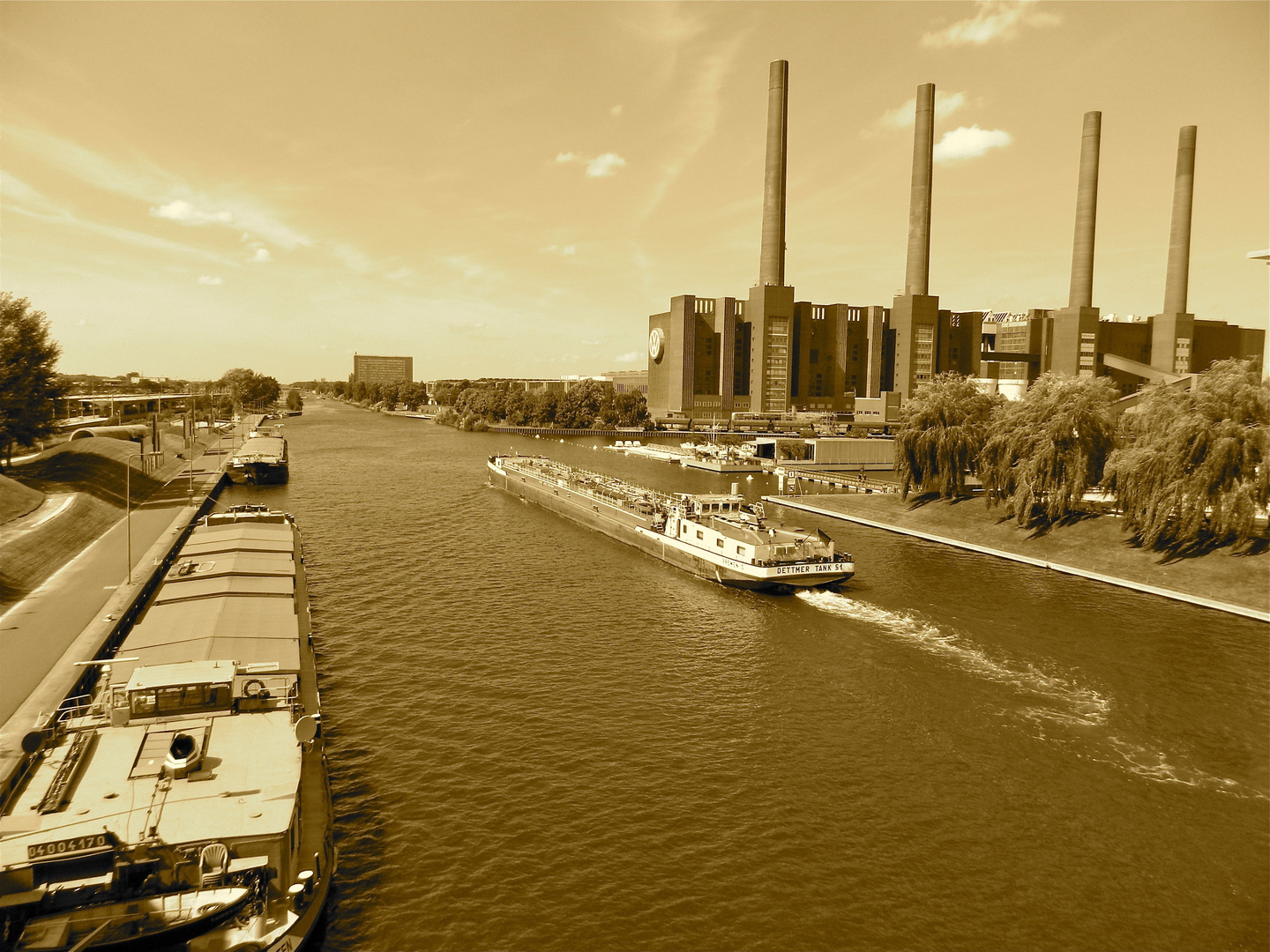 Mittellandkanal und Autostadt