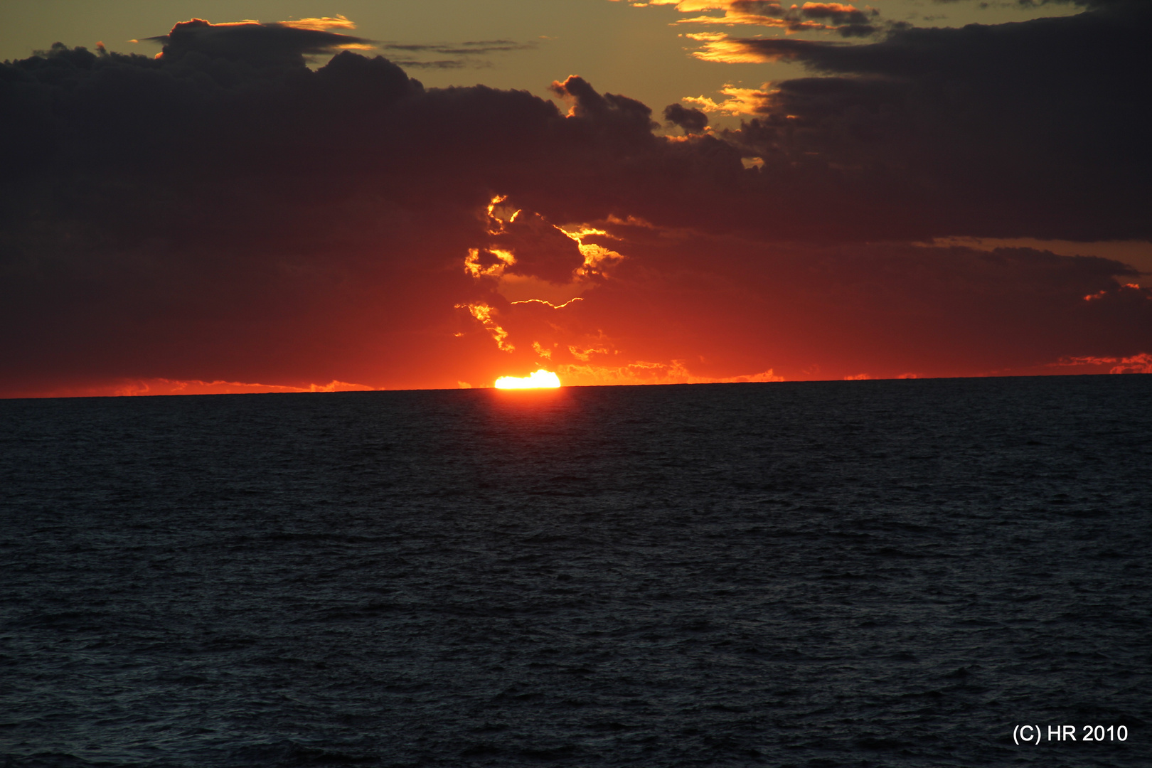 Mittelmeer: Sonnenuntergang am 2.12.2010 im Mittelmeer