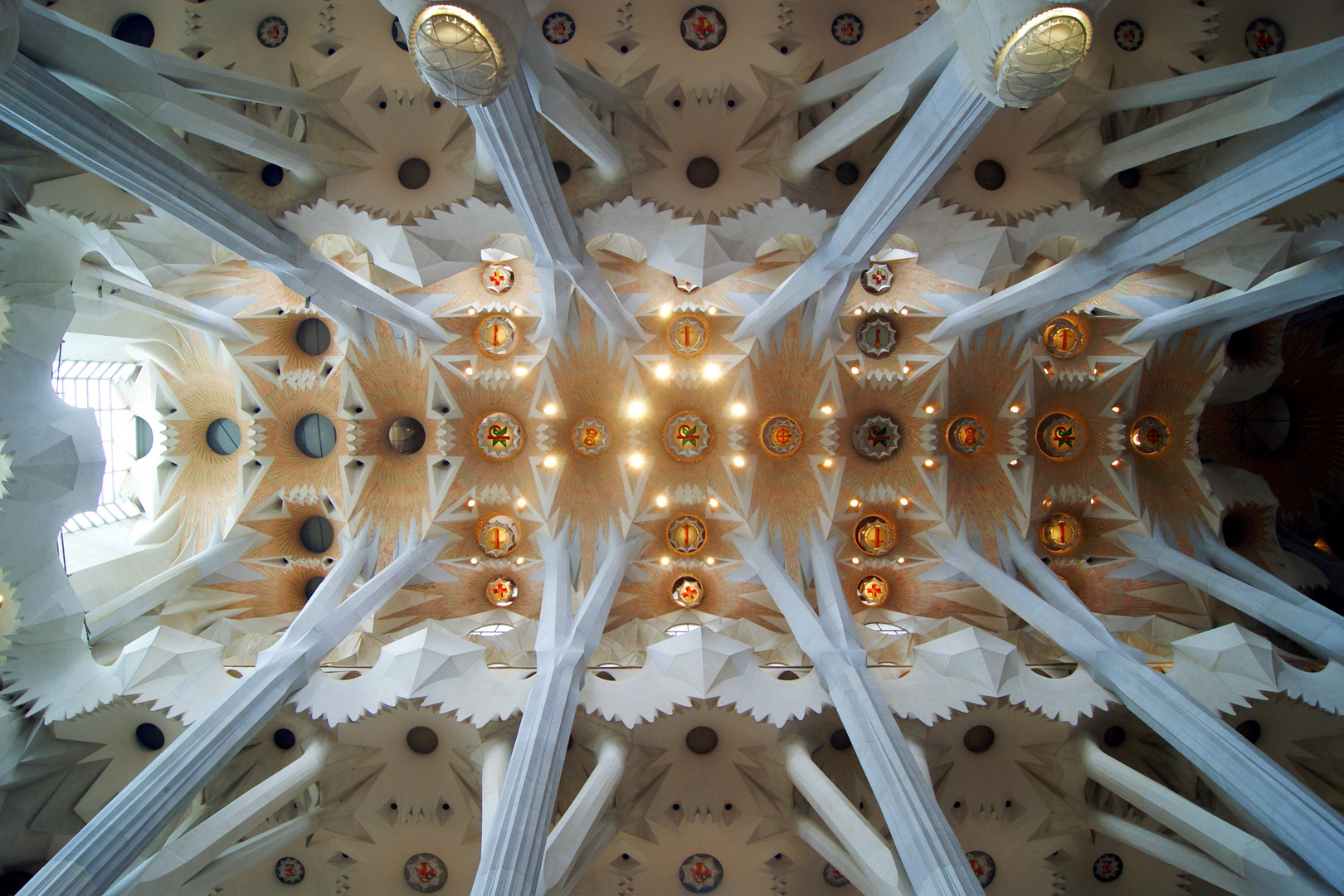 Mittelschiff der Sagrada Família