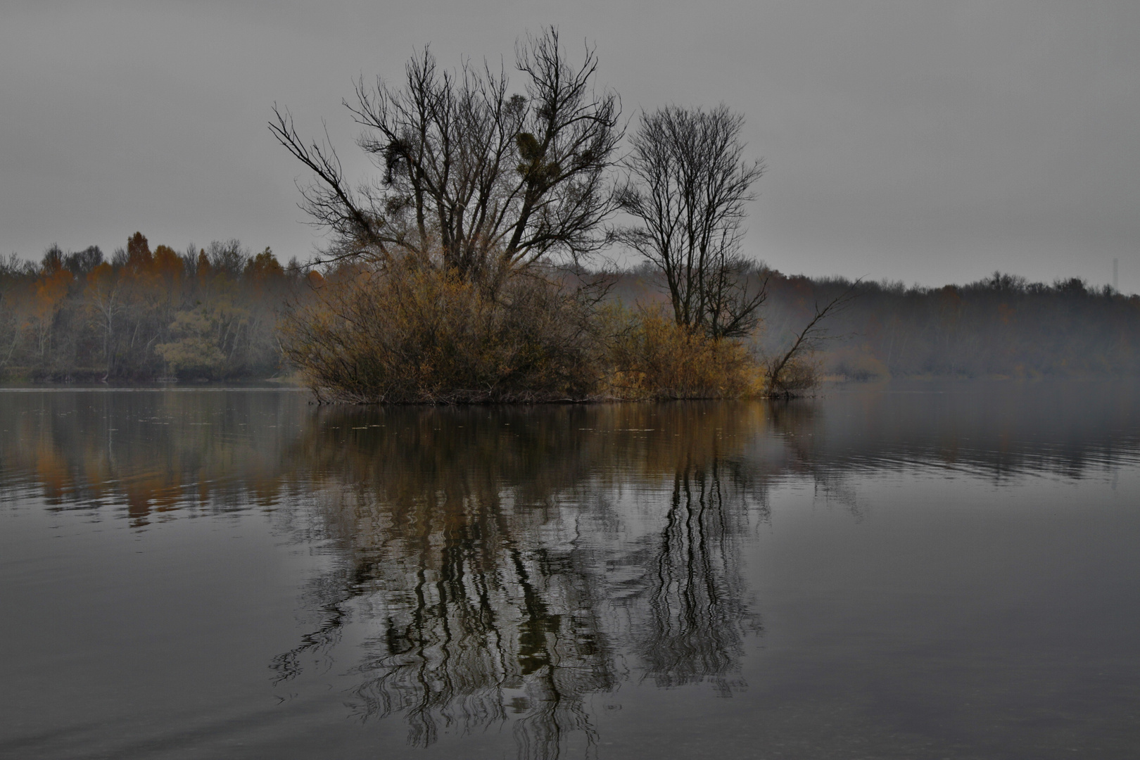 Mitten im See....