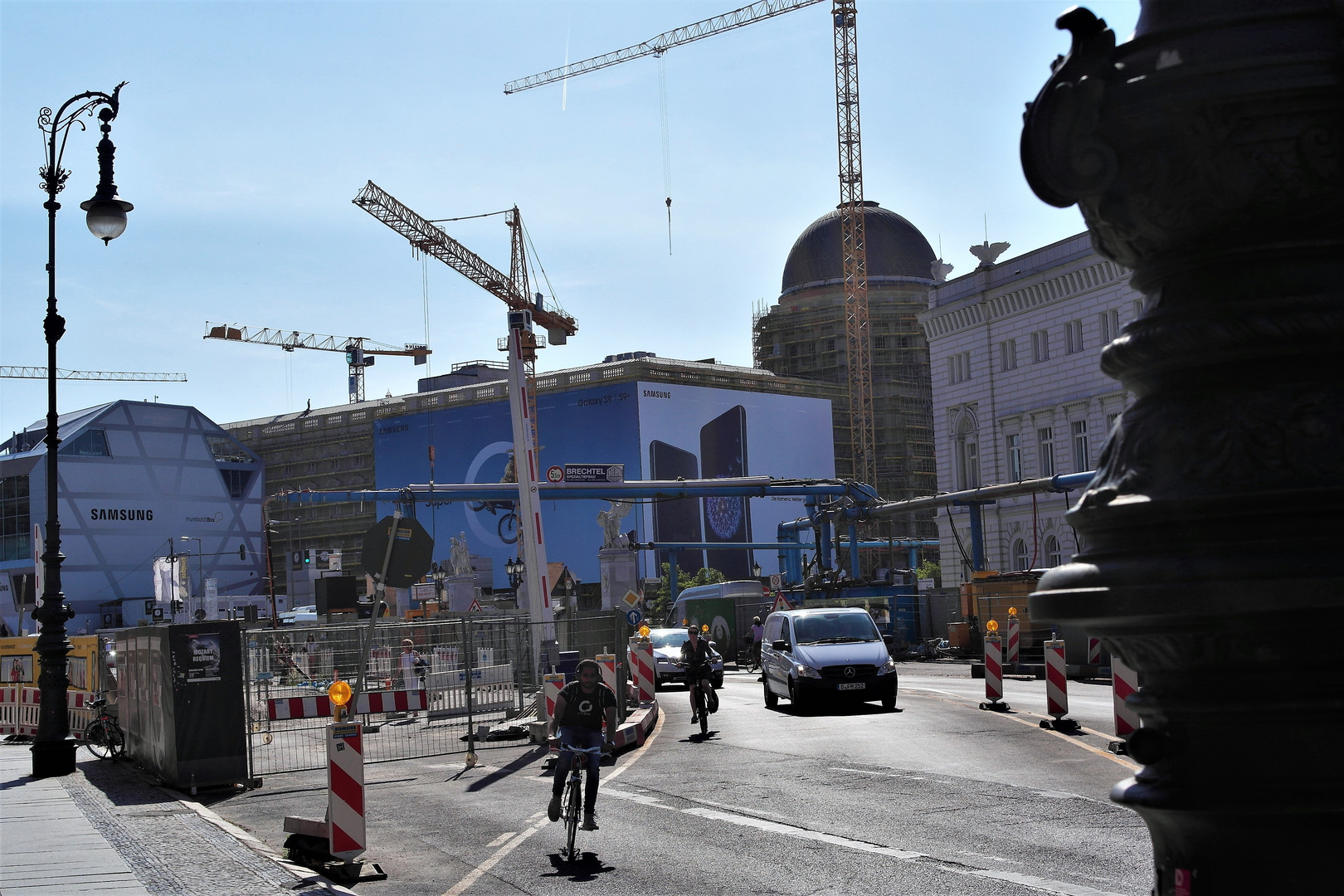 Mitten in Berlin -Baustellen  Neues Schloss und rundherum