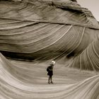 Mitten in der Welle aus Stein