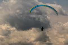 Mitten in die Wolken