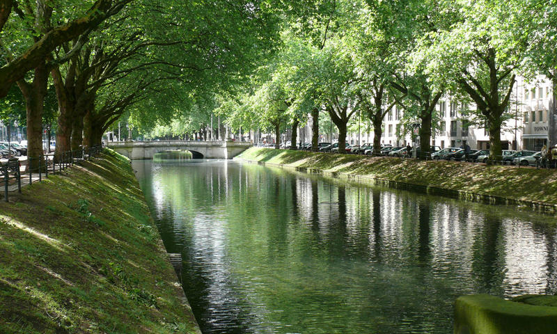 Mitten in Düsseldorf / "Is dat nit herrlich?"