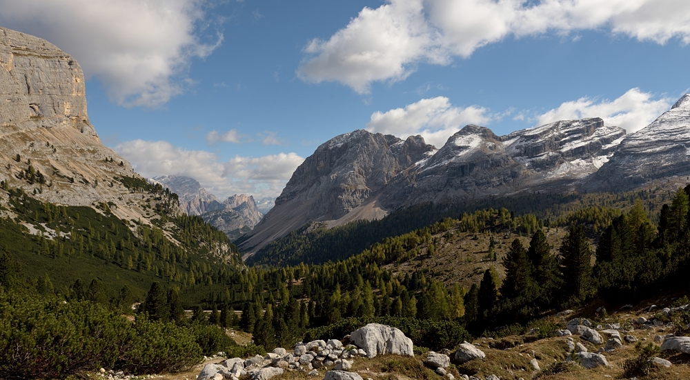 Mittendrin in einer der schönsten Orte der Dolomiten, das sagenumwobene Reich der Fanes....