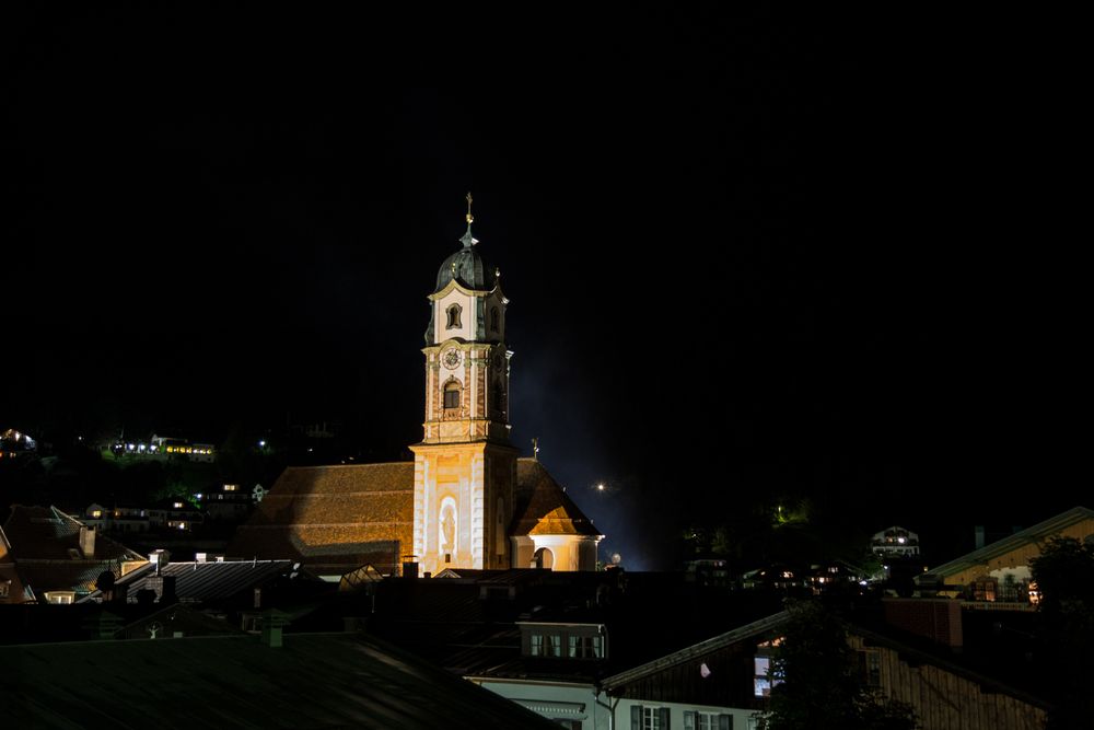 Mittenwald - Kirche bei Nacht