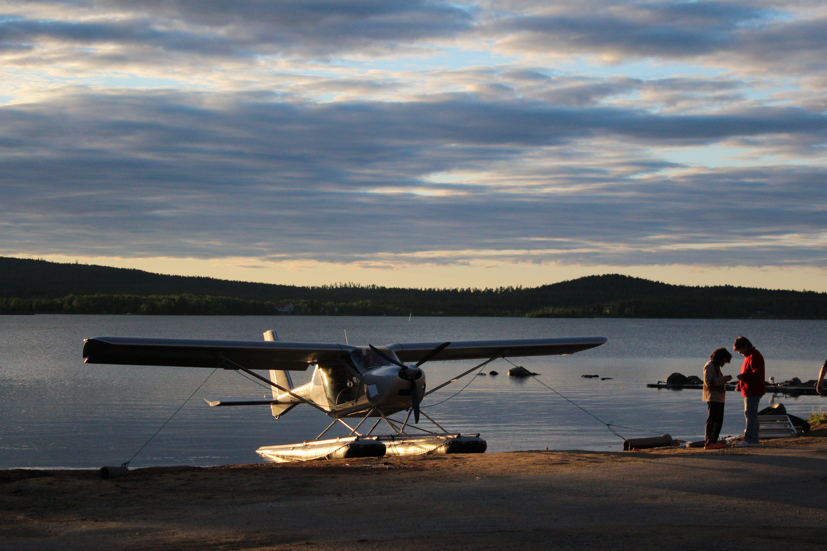 Mitternacht am Inarijärvi