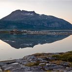 Mitternacht auf dem Campingplatz der Insel Offersøy