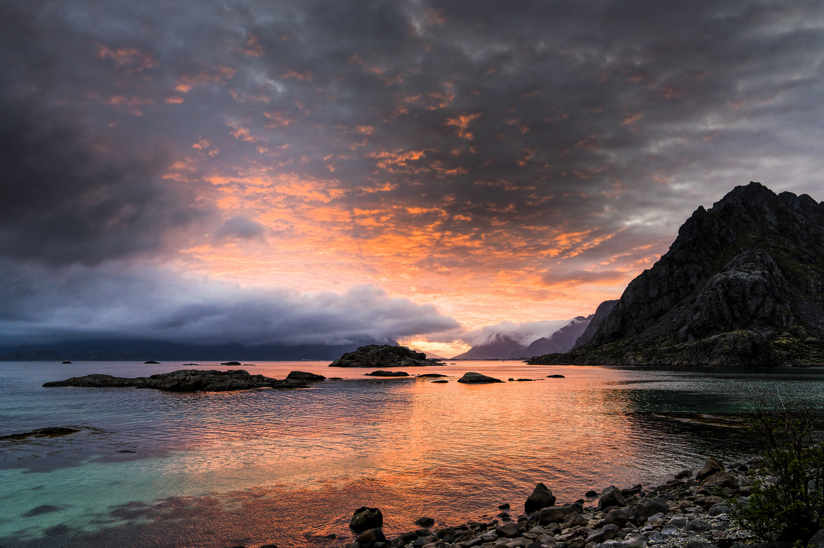 Mitternacht auf den Lofoten