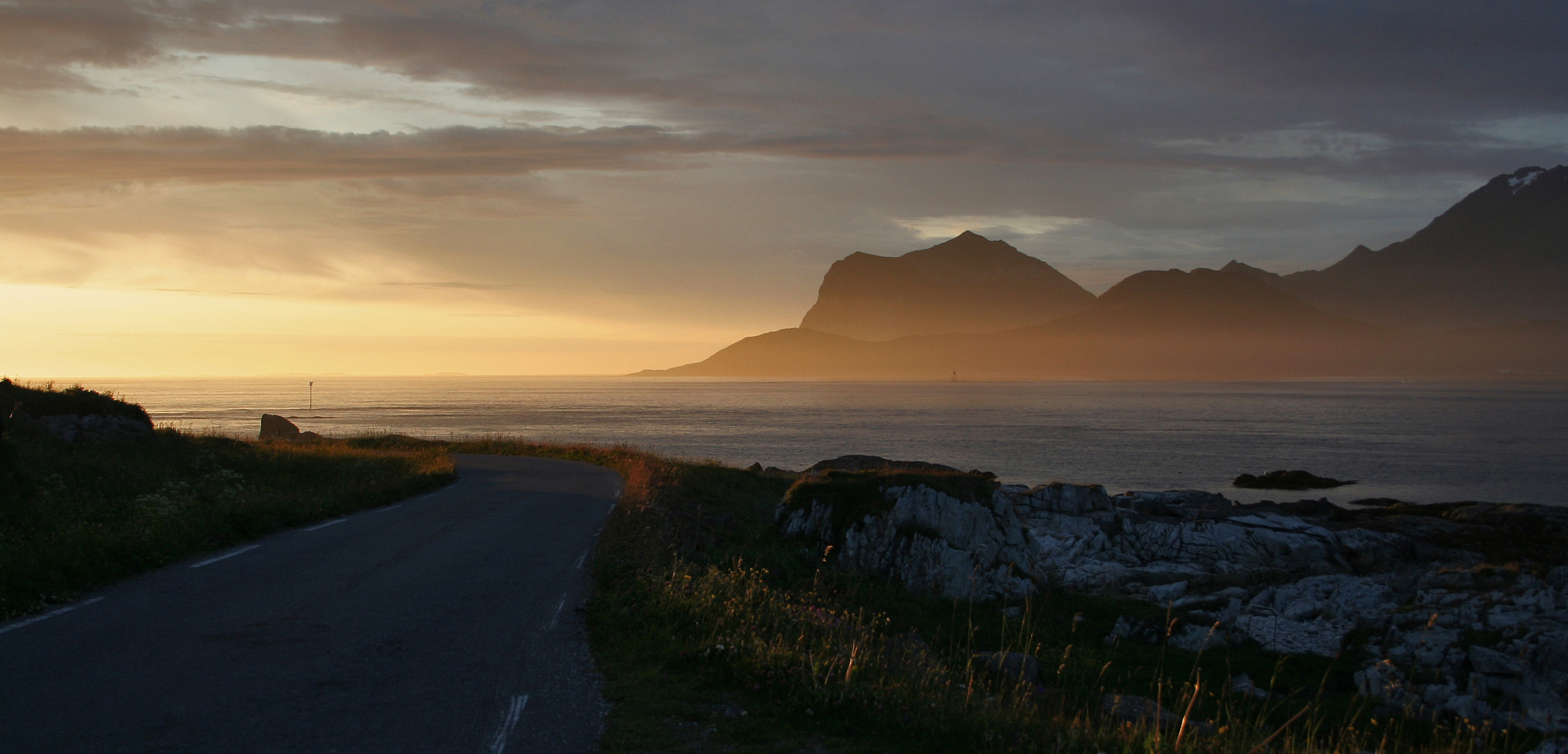 Mitternacht auf den Lofoten