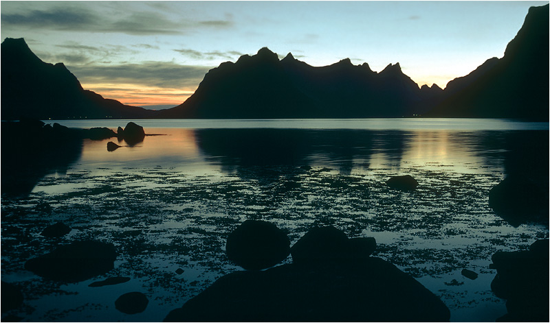 MITTERNACHT bei Reine, Lofoten