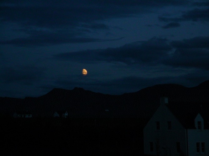 Mitternacht Blau