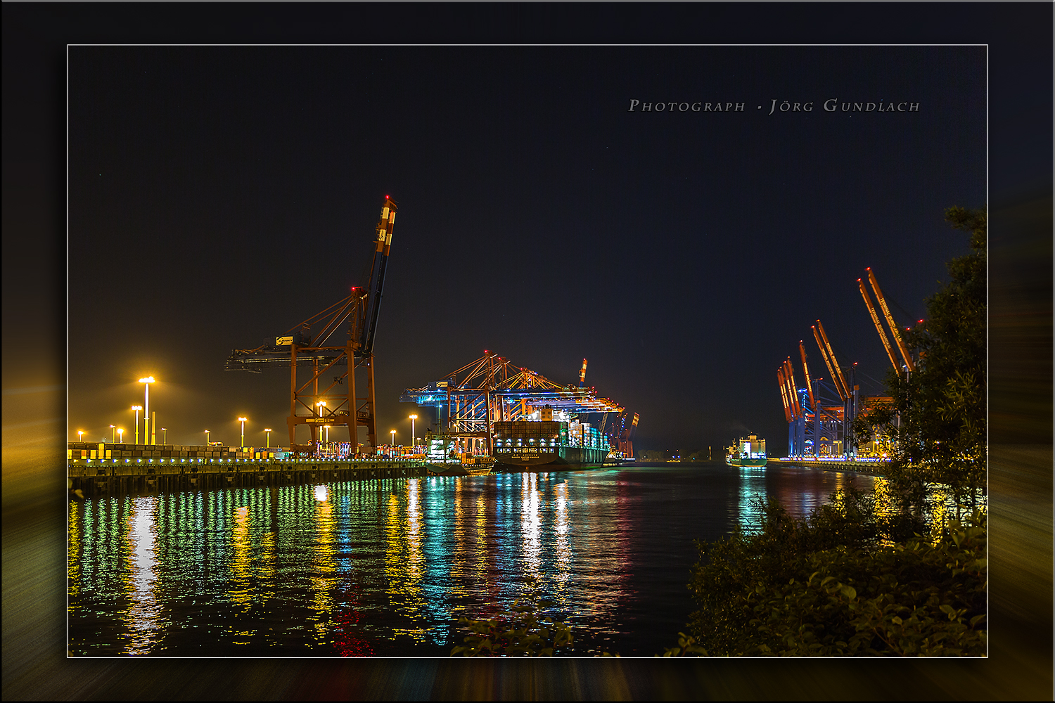 Mitternacht im Hafen