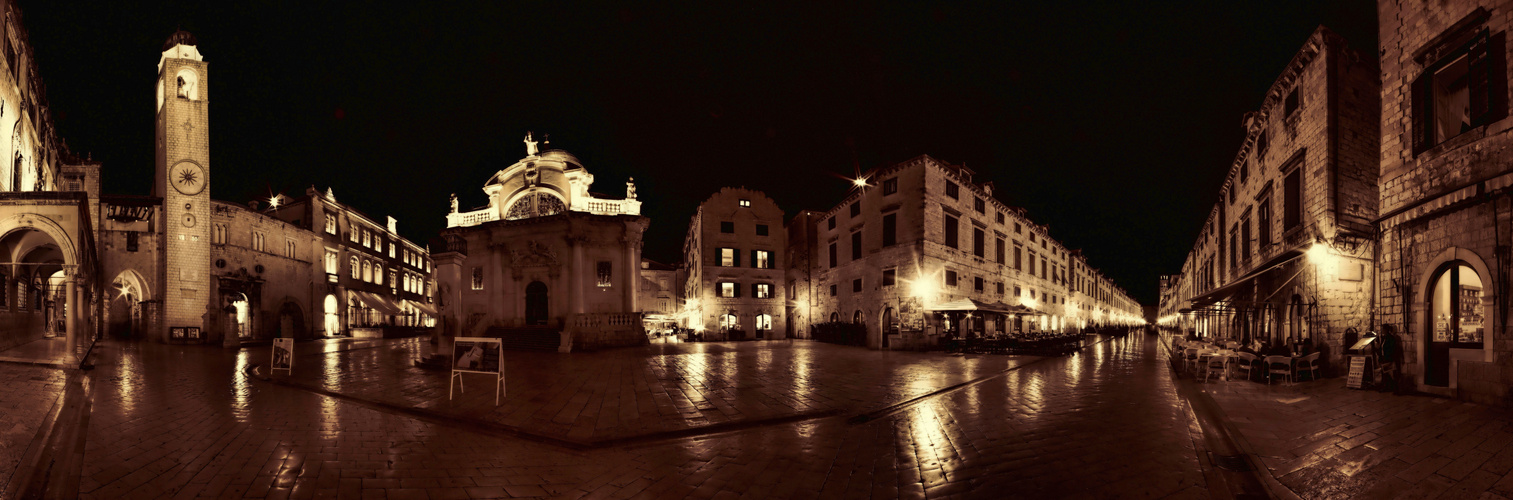 Mitternacht in der Altstadt Dubrovnik, Kroatien
