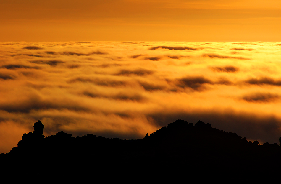 Mitternacht Sonne - Nebelmeer in Island