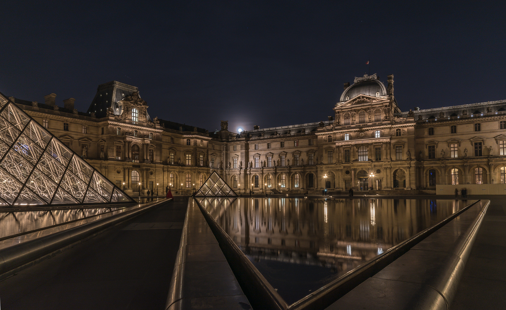 "Mitternachts-Spitzen" - LOUVRE I