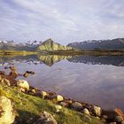 Mitternachtssonne bei Laukvik (Lofoten)