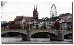 Mittlere Rheinbrücke mit Blick auf Münster und Riesenrad