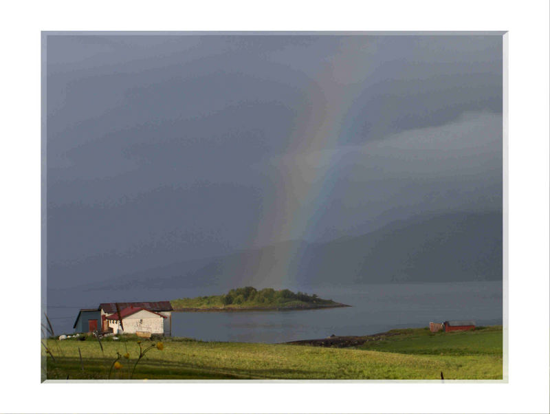 mittsommernacht mit regenbogen 23:45 h