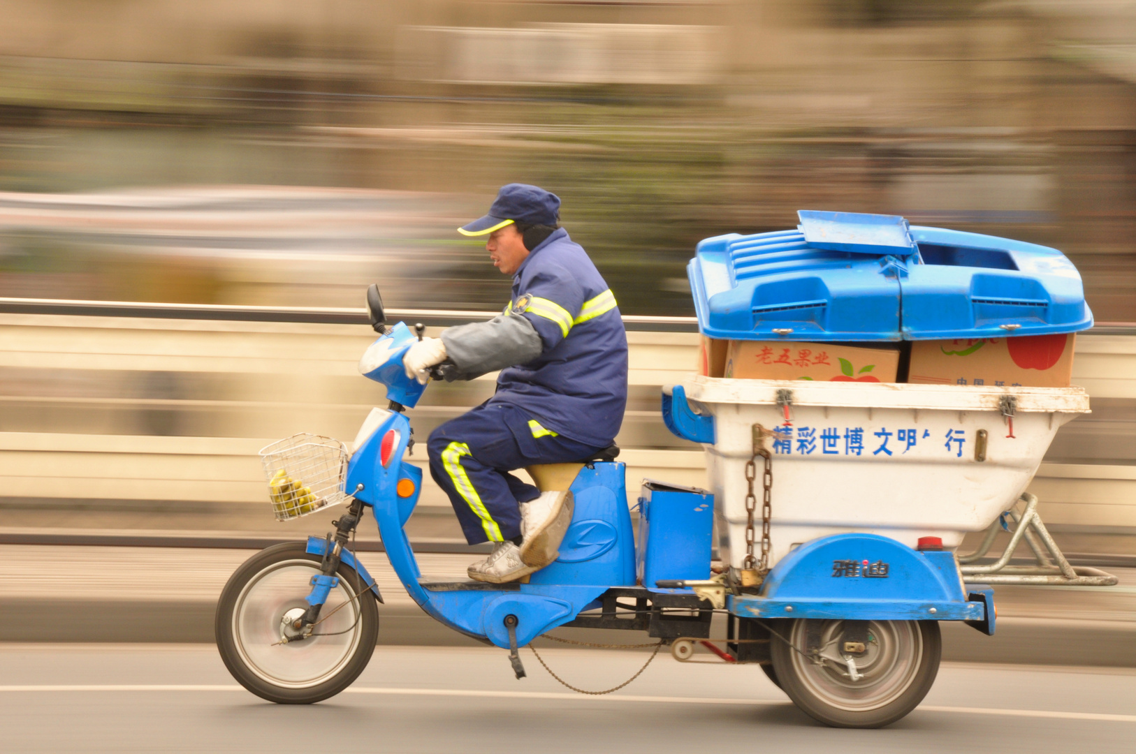 Mitzieher Panning Fahrrad Elektroroller Dreirad Shanghai China überall