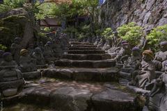 Miyajima - Daisho-in - Die 500 Rakan Statuen