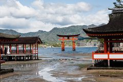 Miyajima - Itsukushima Schrein mit Blick nach Honshu