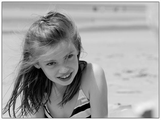 Mlle M à la plage..