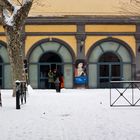 Même au centre ville de Toulouse, les enfants sortent les luges