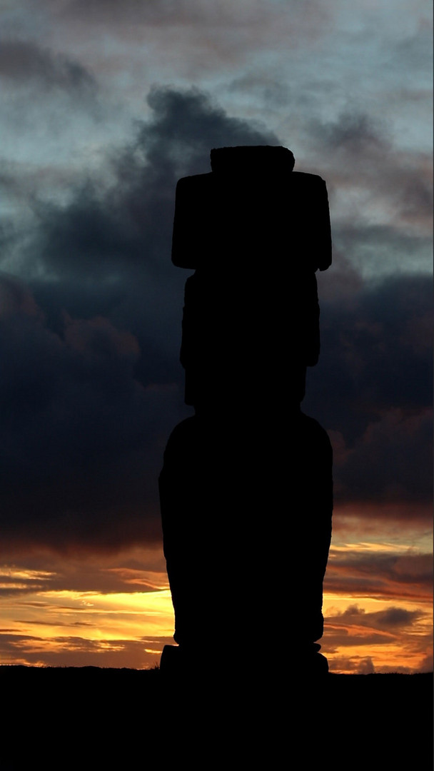 Moai silhouette