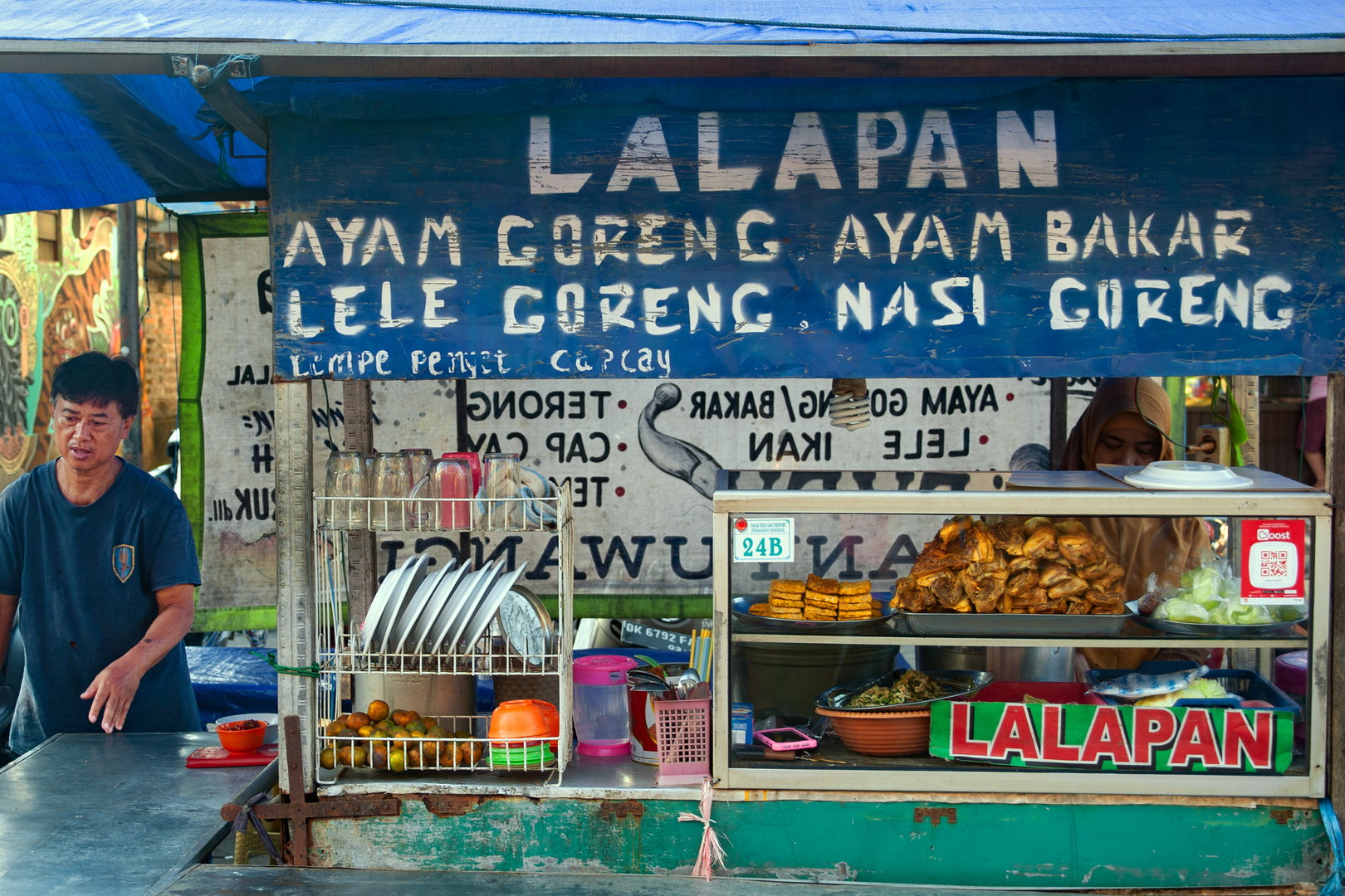 Mobil food stall at the Mengwi market