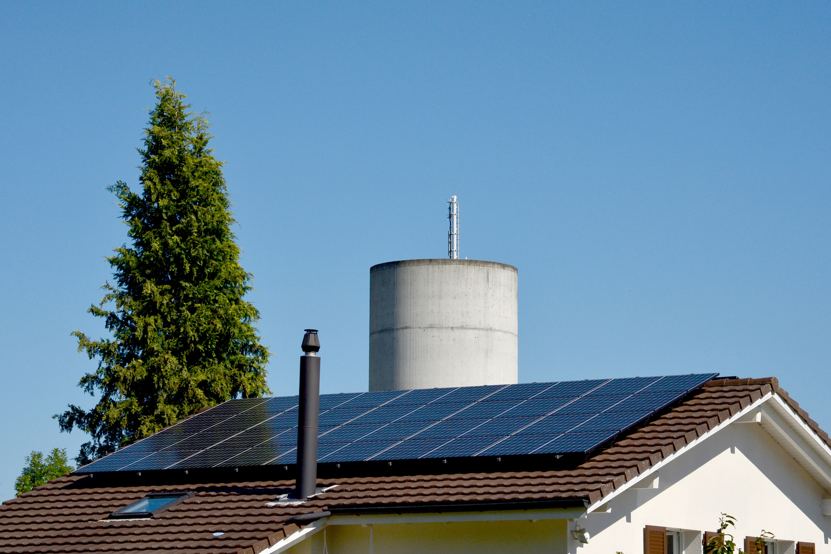 Mobilfunk und Solaranlage