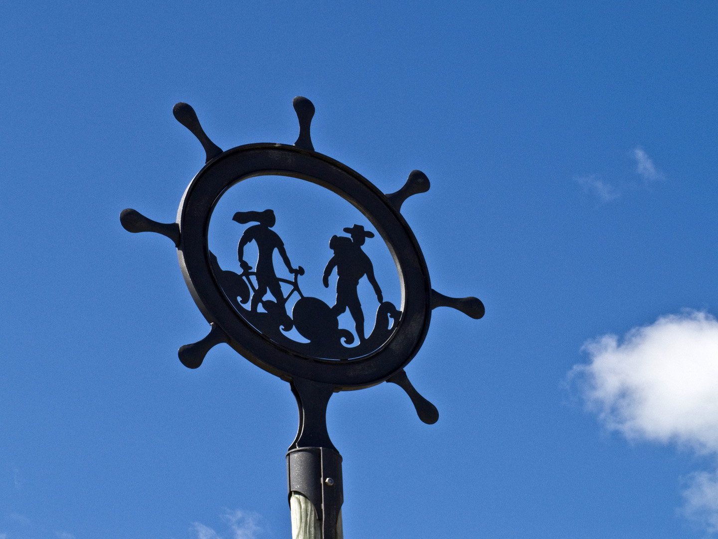 Mobilier urbain pour la promotion de la région, port de  Bourcefranc-Le Chapus 