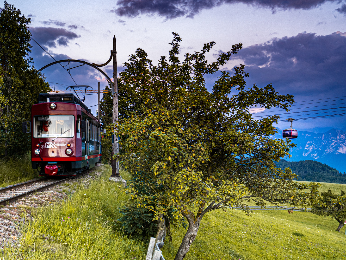 Mobility, our interconnected world: Train and cable car