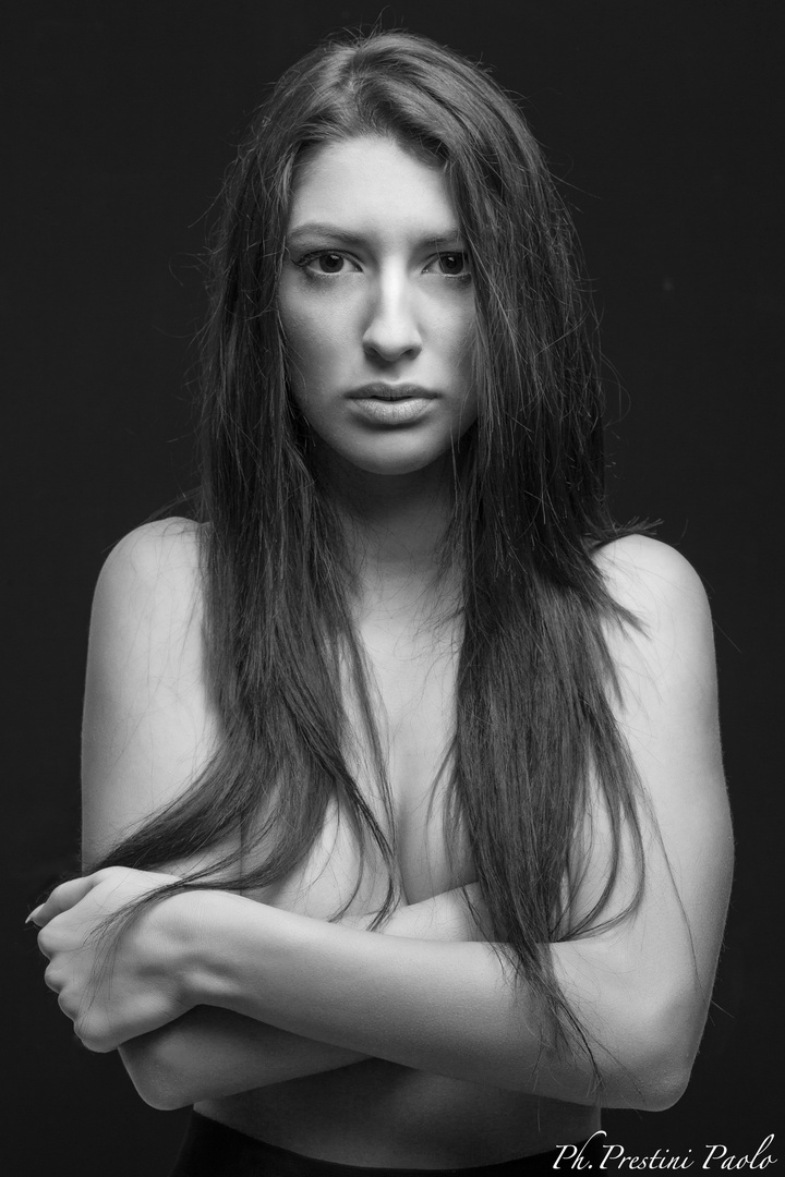 Model Black & White