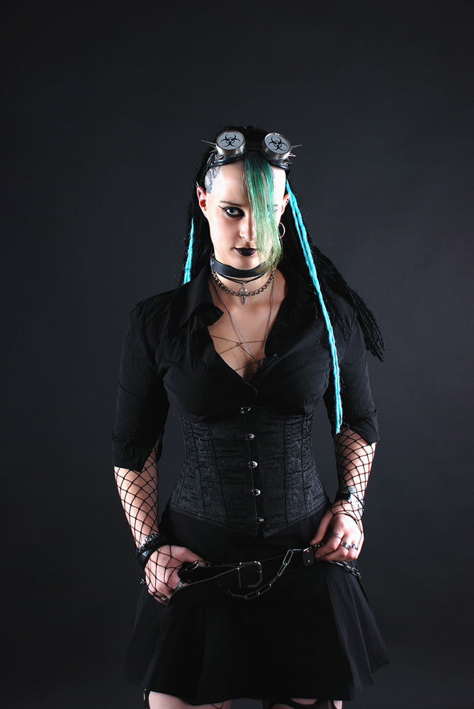 Model Excetra - Cyber Goth 01