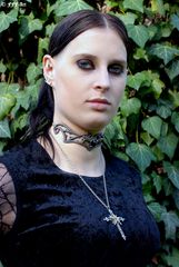 Model Excetra - Gothic-Portrait 02