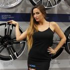 Model Jennifer auf der Essen Motor Show 2015.