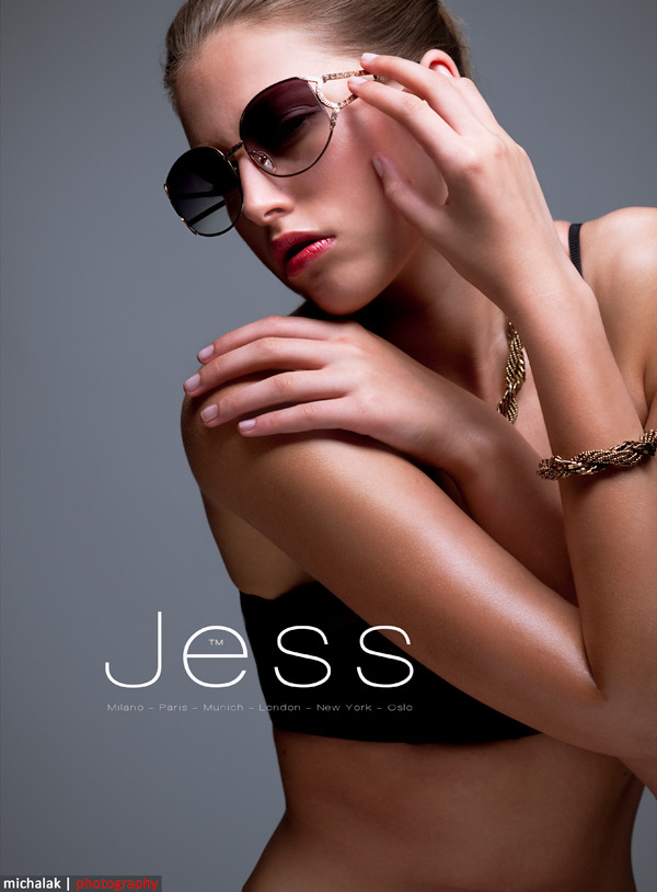 Model Jess -3772-