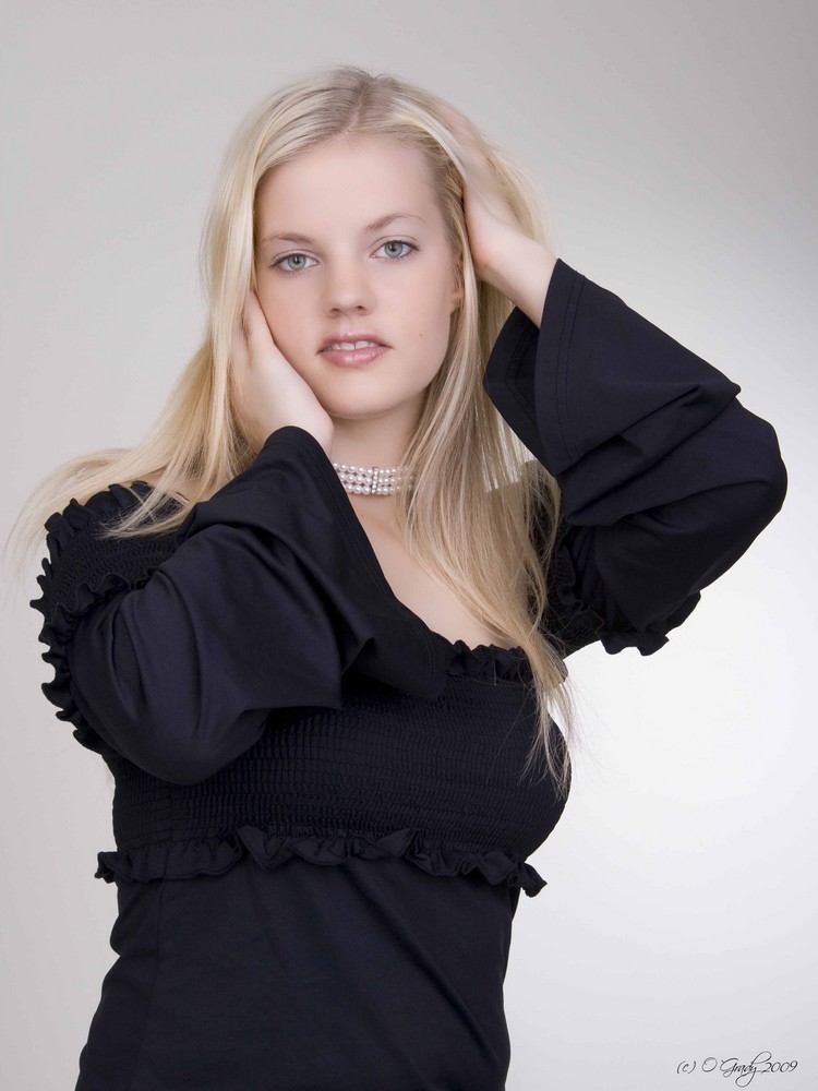 Model "Kleines03" aus der Model-Kartei 2 Foto & Bild | fashion, studio